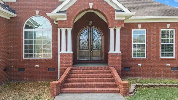 100 ROSEHAVEN COURT, Tullahoma, TN 37388