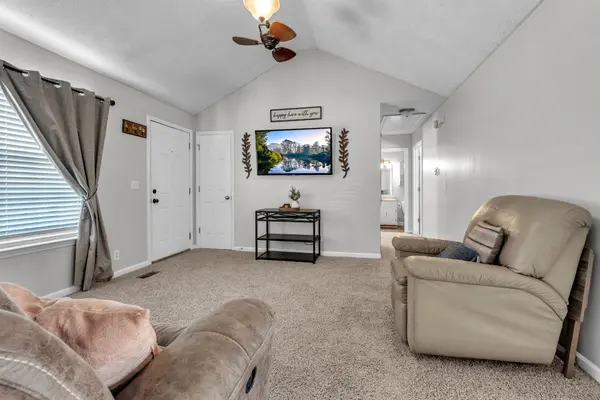 991 Rock Springs Midland Rd, Christiana, TN 37037