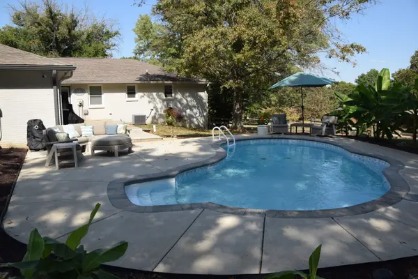 1920 Hampton Dr, Lebanon, TN 37087