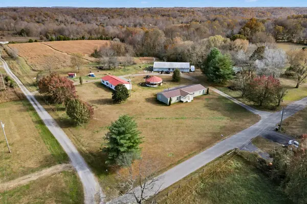 1834 Oak Grove Church Rd, Adolphus, KY 42120