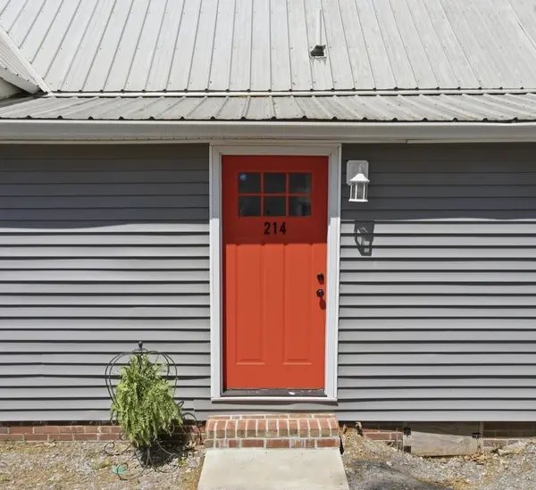 214 S Polk St, Tullahoma, TN 37388