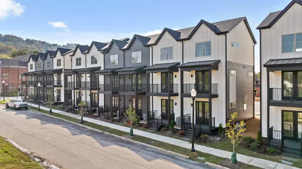 2506 E 18th Street, Chattanooga, TN 37404