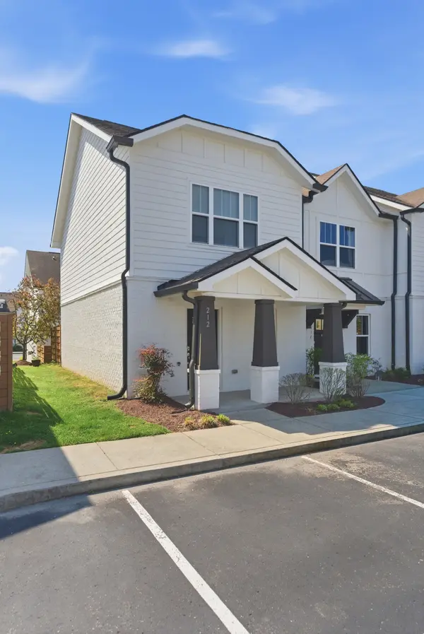 212 W Mill Dr, Nashville, TN 37209