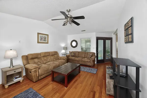 1042 Brittany Park Dr, Antioch, TN 37013