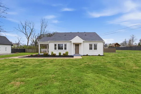 103 College St, Smyrna, TN 37167