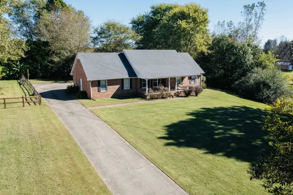 820 Jay Ln,  Lascassas,  TN 37085