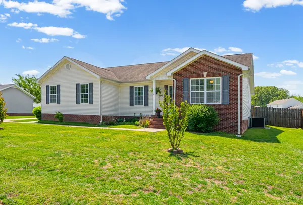 950 Wing Tip Cir, Hopkinsville, KY 42240