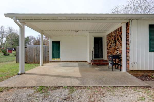 102 Kimberly St, Elkton, KY 42220