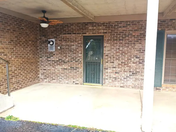116 Norwood Dr, Camden, TN 38320