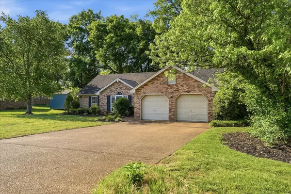 4022 Sam Davis Rd, Smyrna, TN 37167