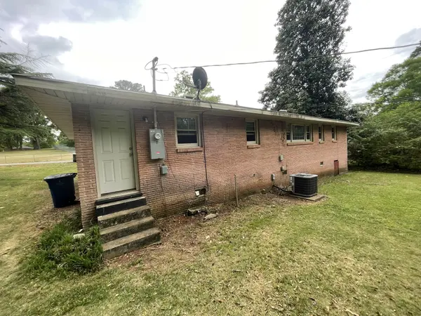 2314 Norwood Blvd, Florence, AL 35630