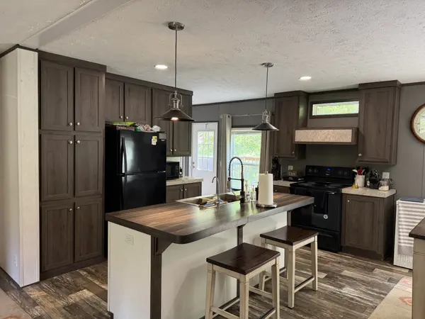 1851 Hicks Hollow Rd, Westmoreland, TN 37186