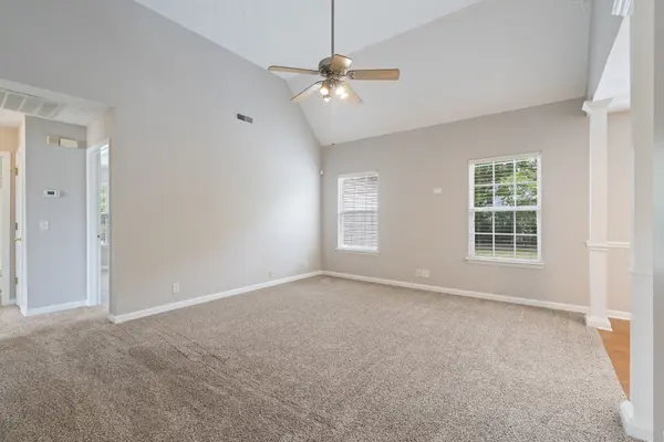 7421 Maggie Dr, Antioch, TN 37013