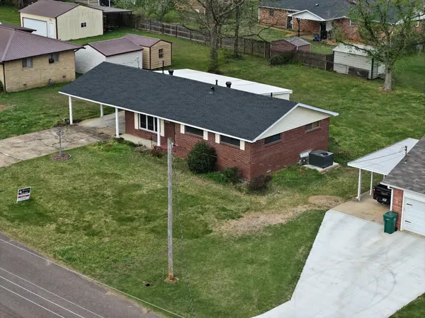 107 Overton Dr, Jackson, TN 38301