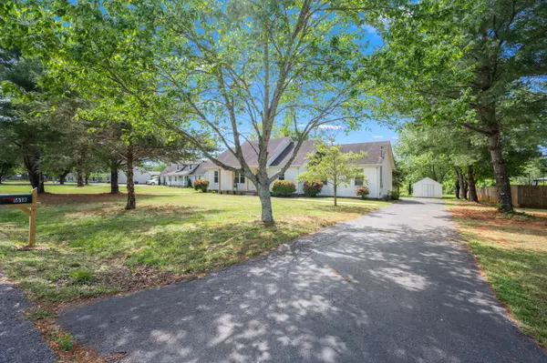 1618 Windy Meadow Dr, Christiana, TN 37037