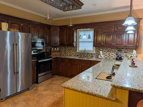 107 Berkley Ct, Tullahoma, TN 37388