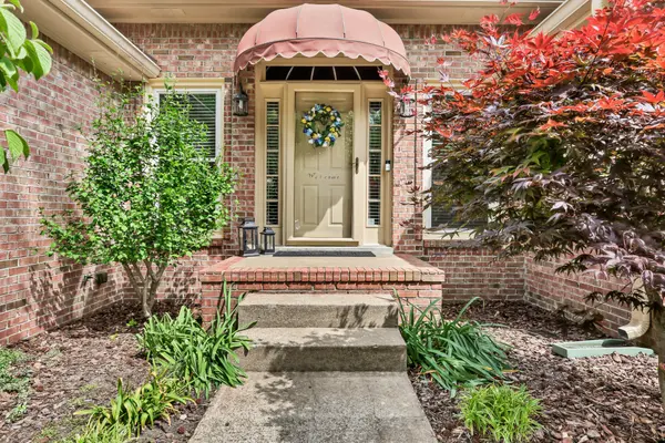 236 Longwood Ln, Clarksville, TN 37043