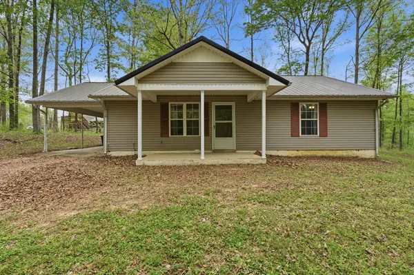 71 Periwinkle Path, Leoma, TN 38468
