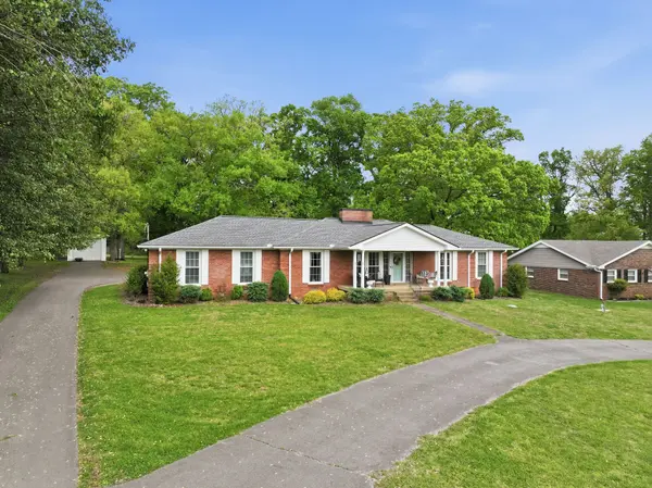 1308 Hill Lakes Ln, Lebanon, TN 37090
