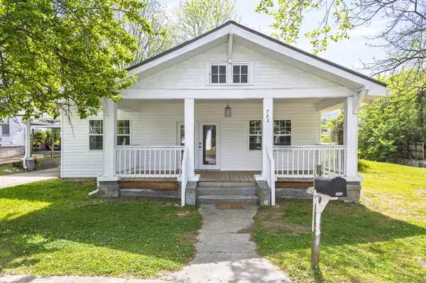 723 Washington Avenue,  Etowah,  TN 37331