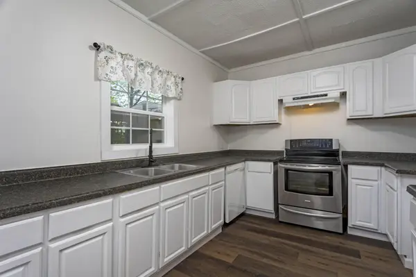 723 Washington Avenue, Etowah, TN 37331
