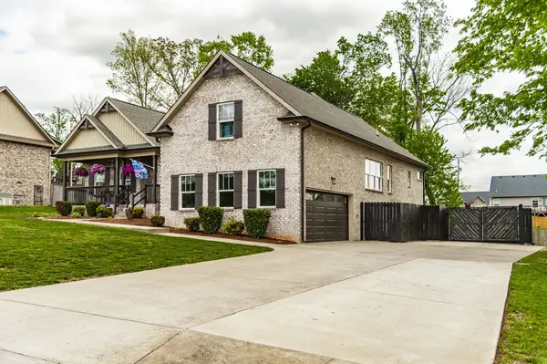 715B N Russell St, Portland, TN 37148