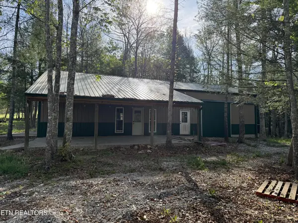 223 Crouch Branch Lane, Allardt, TN 38504