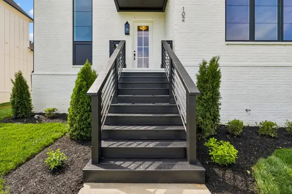 102 Madeleine Way, Kingston Springs, TN 37082