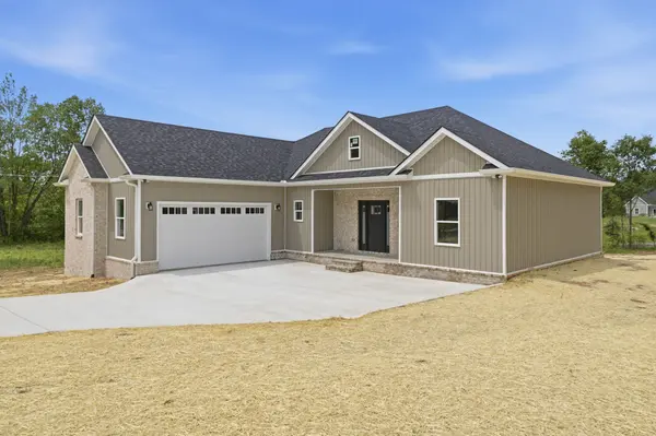 62 AEDC Lakeview Rd, Estill Springs, TN 37330