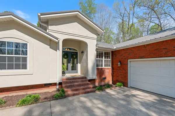 6914 McAdoo Branch Rd, Lyles, TN 37098