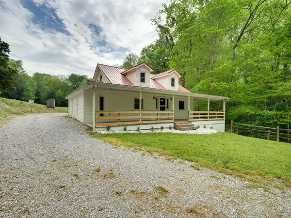 105 Outlaw Ln, Stewart, TN 37175