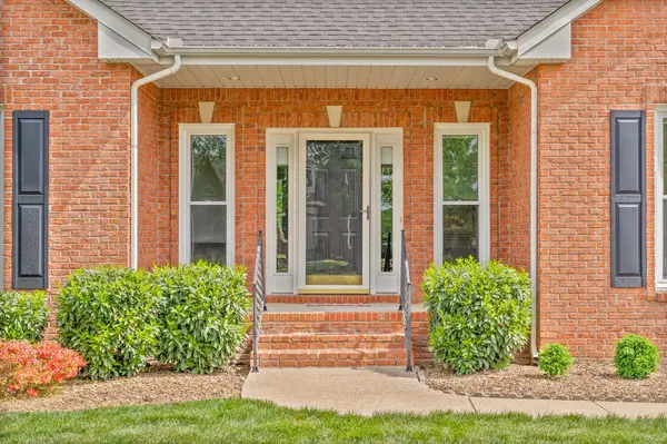 157 Archgate Ct, Clarksville, TN 37043