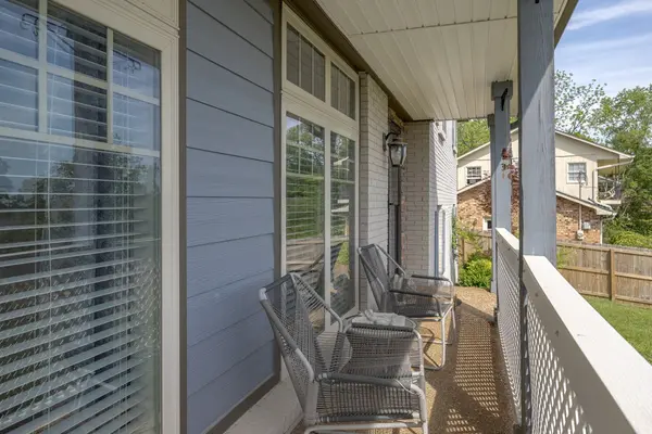 3016 Runabout Dr, Nashville, TN 37217