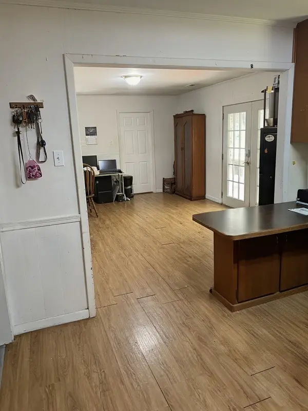 279 Bee Spring Rd, Dellrose, TN 38453