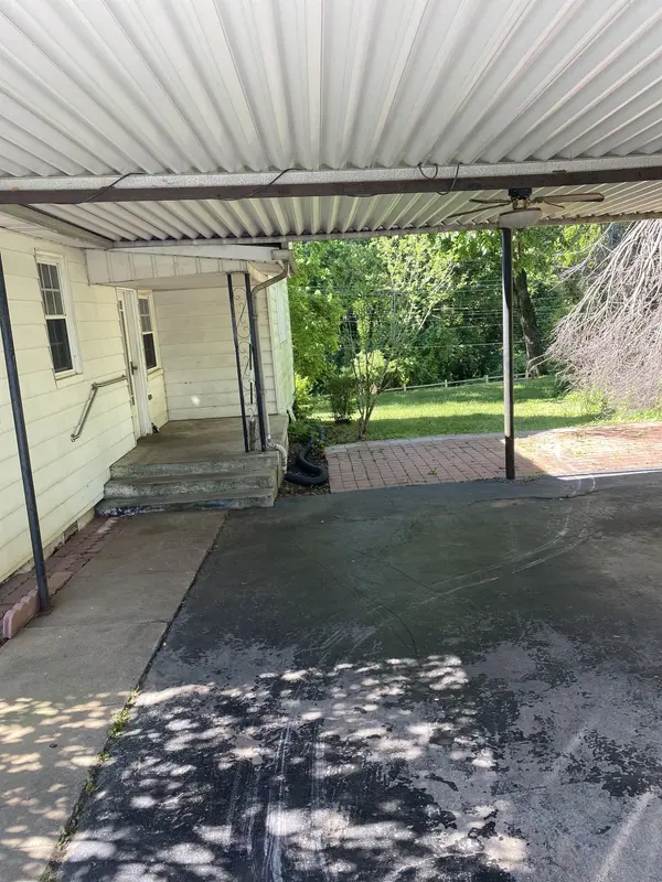 400 Waterloo St, Lawrenceburg, TN 38464