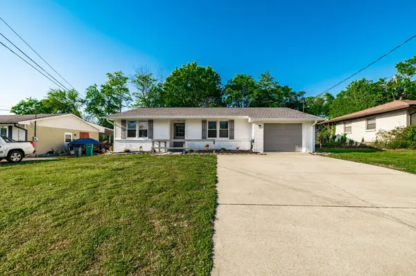 196 Evergreen Cir, Hendersonville, TN 37075