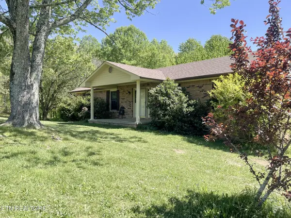 4315 Taylors Chapel Rd, Crossville, TN 38572