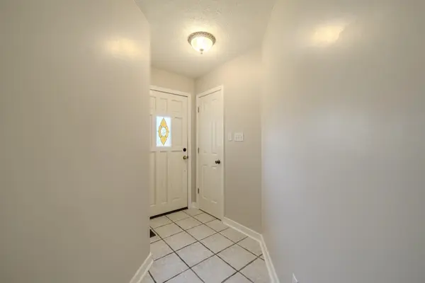 220 LINDEN LN, Adamsville, TN 38310