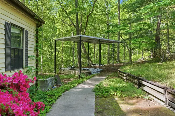 1020 Peery Cir, Kingston Springs, TN 37082