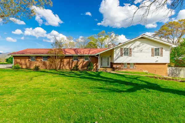 568 Poplar Street,  Trenton,  GA 30752