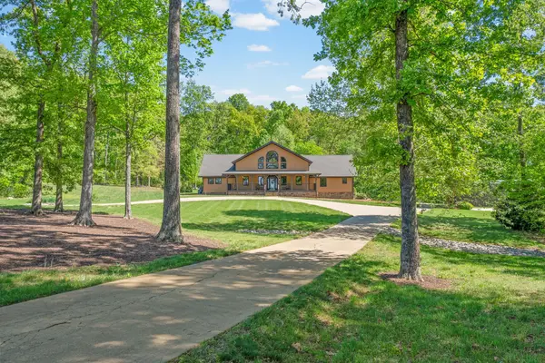 955 Stratton Rd, Elkton, KY 42220