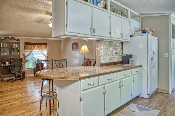299 Poor House Hollow Ln, Gainesboro, TN 38562