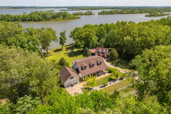 255 Sales Landing Cir, Camden, TN 38320