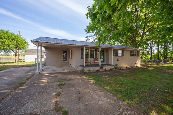 10 Magnolia St, Friendship, TN 38034