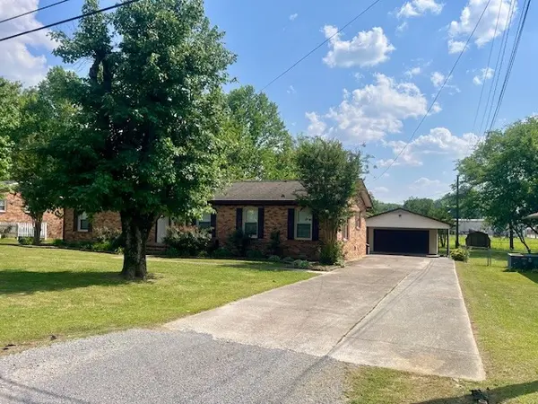 5 Hilltop Rd, Fayetteville, TN 37334