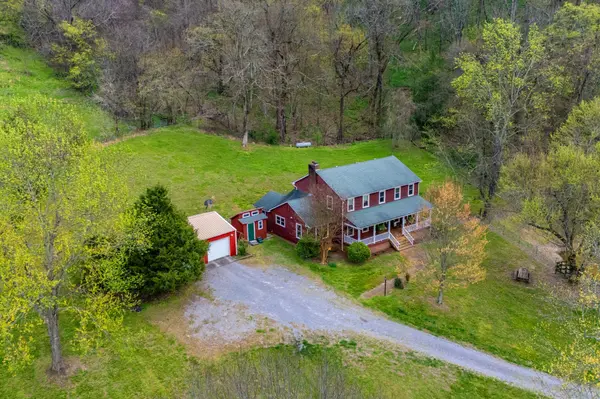 199 Gilmore Ln, Bell Buckle, TN 37020