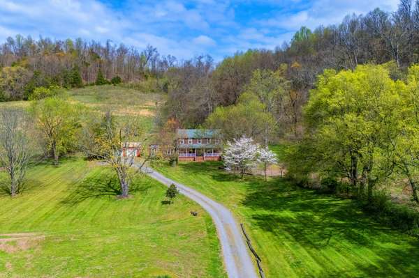 199 Gilmore Ln, Bell Buckle, TN 37020