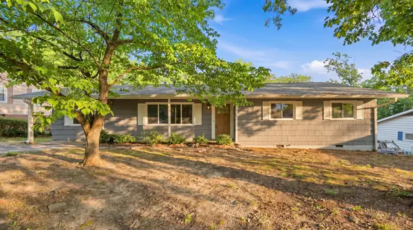 3925 Forest Highland Drive, Chattanooga, TN 37415