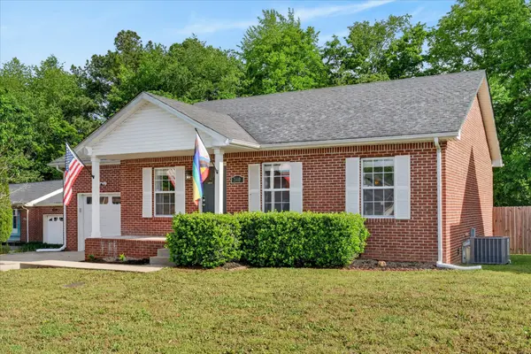 340 Maple Park Dr, Clarksville, TN 37040