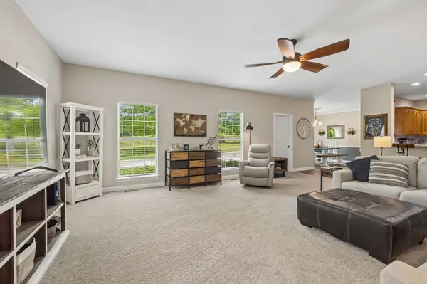 1240 Camp Ravine Rd, Burns, TN 37029